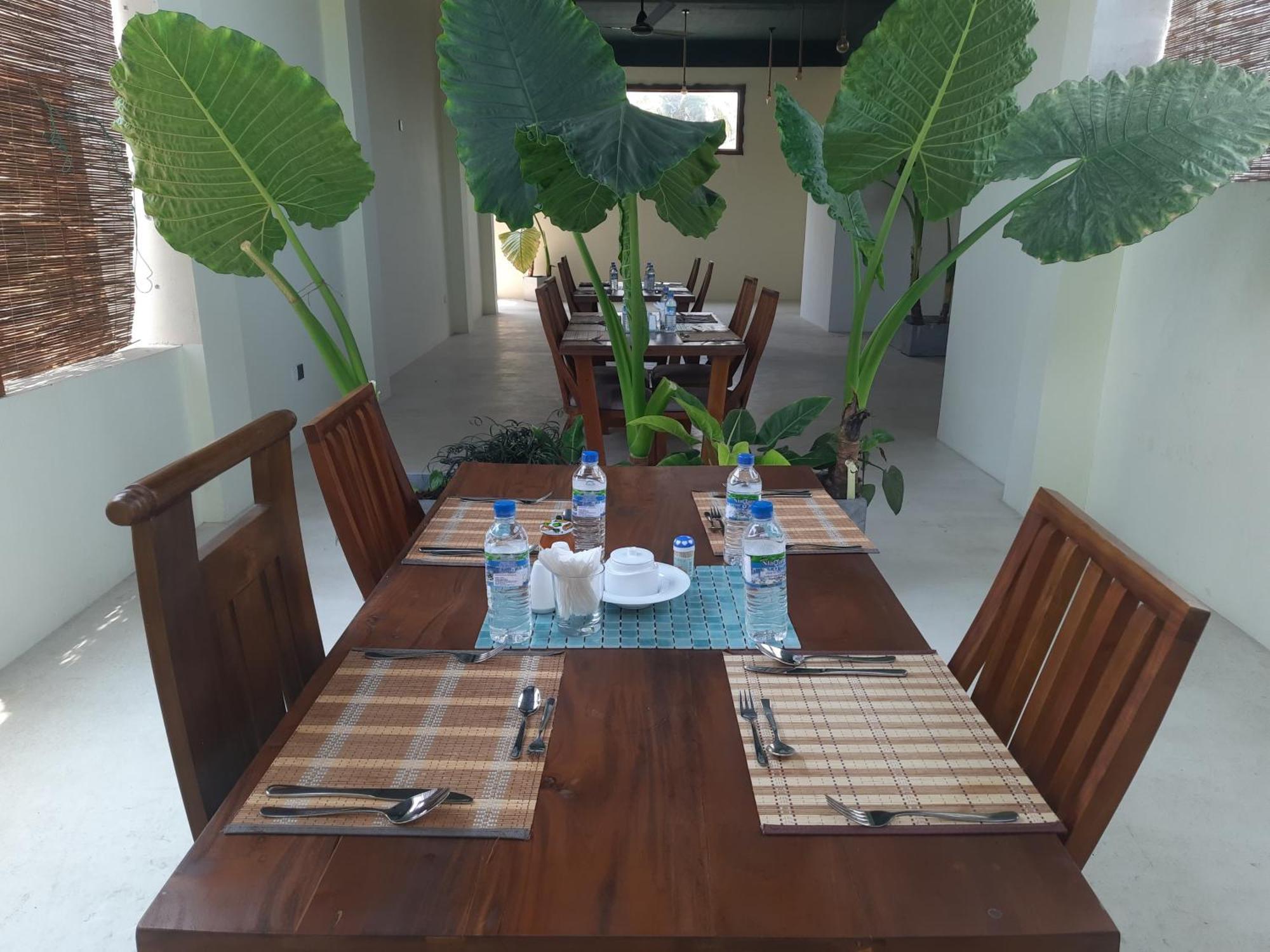 Spicepeek Boutique Hotel Cmb Airport Katunayaka Esterno foto