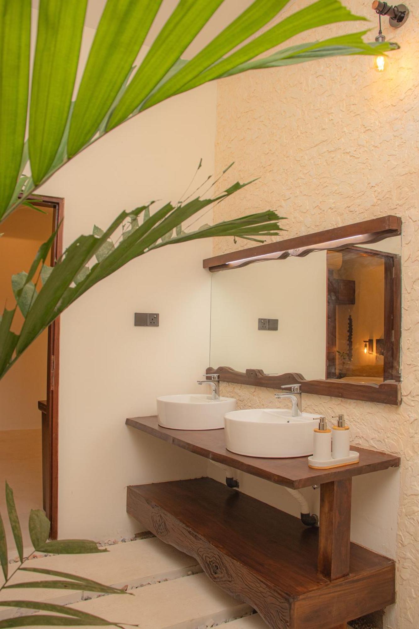 Spicepeek Boutique Hotel Cmb Airport Katunayaka Esterno foto